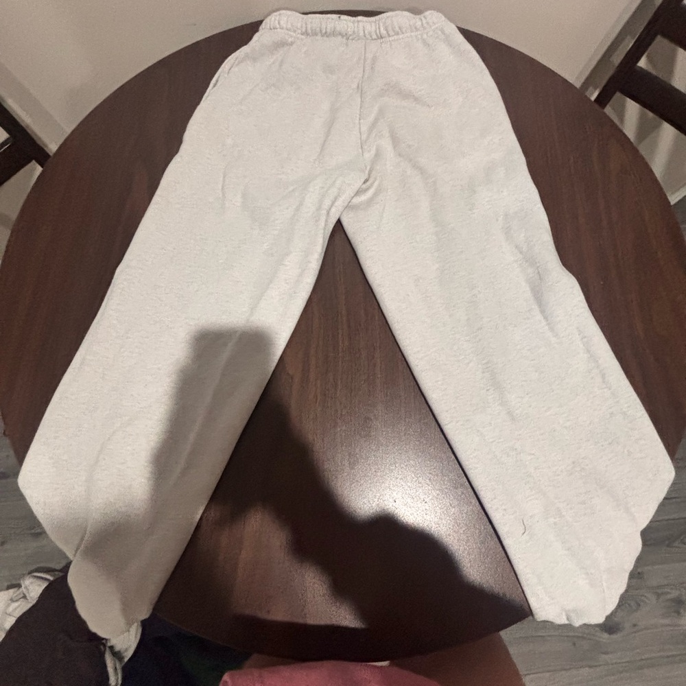 Aritzia Light Gray Elastic Waist Sweatpants